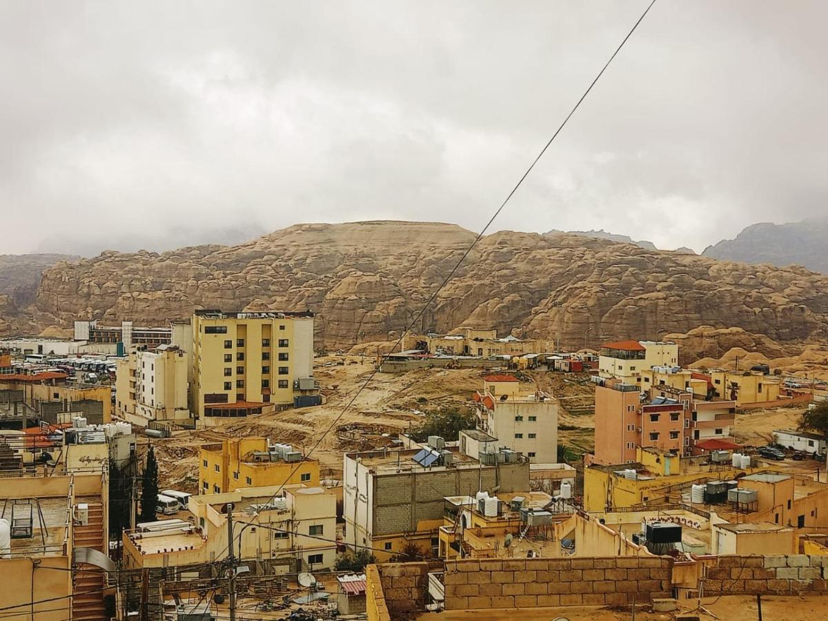 Jordanian Baity Apartment ワディ・ムーサ エクステリア 写真
