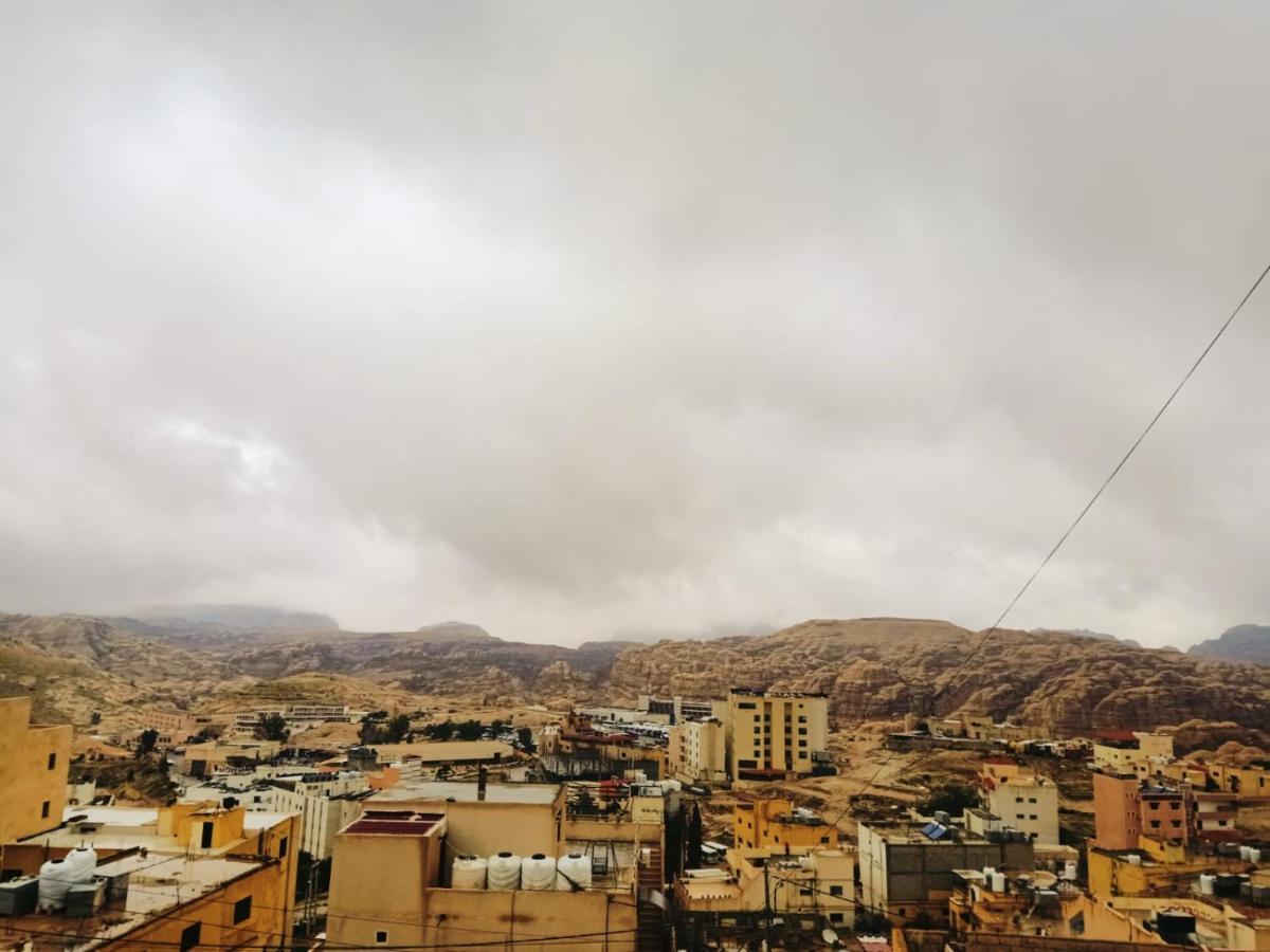 Jordanian Baity Apartment ワディ・ムーサ エクステリア 写真